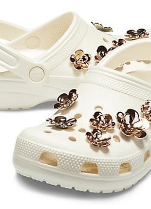 crocs classic radiant clog