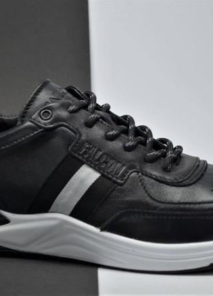 Мужские модные весенние кожаные кроссовки черные с белым falcon 0923