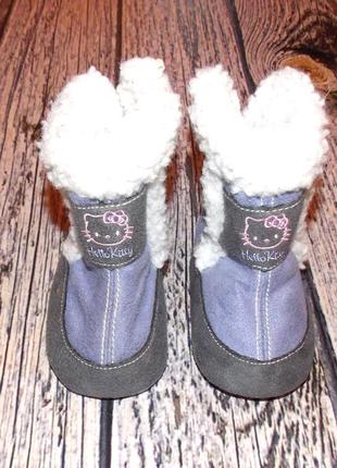 Новые демисезонные сапоги m&s для девочки , размер 3