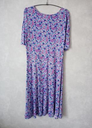 Женское трикотажное платье с расклешенной юбкой из вискозы 44-46 размера6 фото