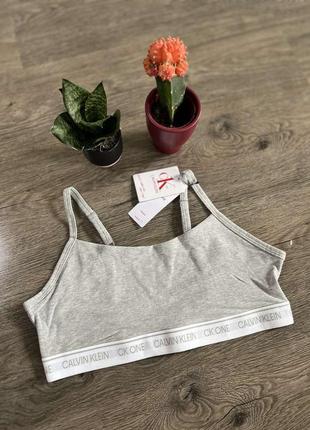 Топ кельвін кляін,оригінал із сша calvin klein