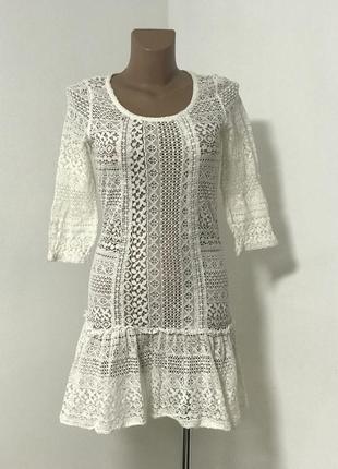 Мереживна сукня