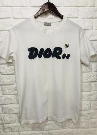 Футболка dior x kaws