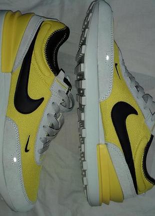 Мужские кроссовки новые оригинал