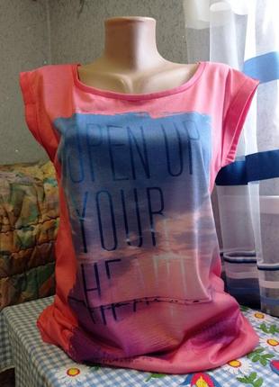 Футболка от бренда amisu.