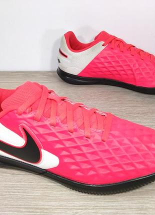 Coроконожки nike 38р