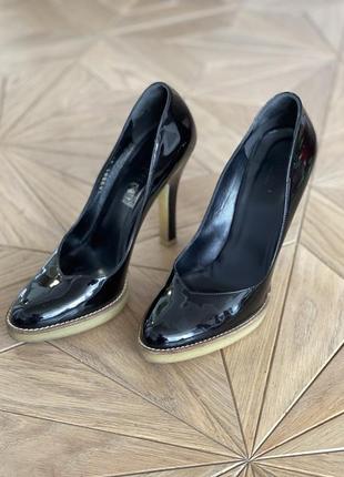 Туфлі gucci 37р
