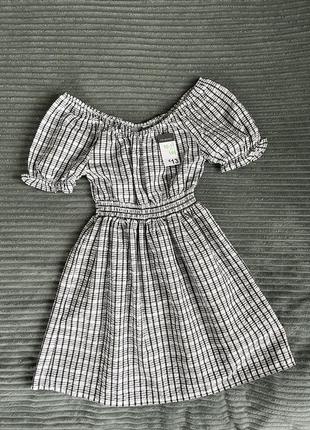 Сукня для дівчинки