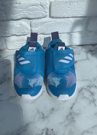 Кроссовки adidas