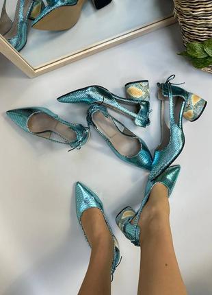 Эксклюзивные туфли лодочки из натуральной итальянской кожи рептилия голубые5 фото