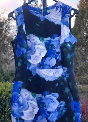 Романтична сукня- футляр в квітковий принт3 фото