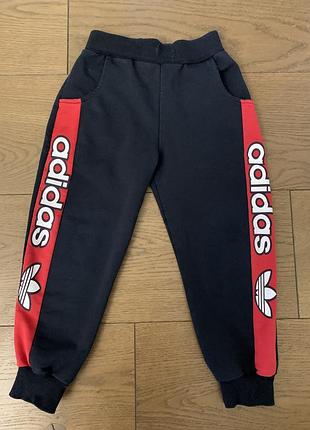 Спортивные штаны adidas