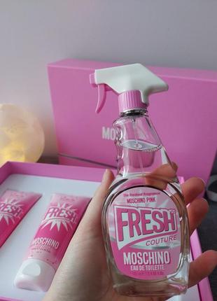 Оригінал! подарунковий парфумований набір moschino pink fresh couture4 фото