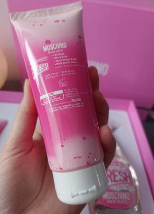 Оригинальный! подарочный парфюмированный набор moschino pink fresh couture8 фото