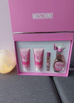 Оригінал! подарунковий парфумований набір moschino pink fresh couture3 фото