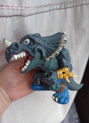 Монстр динозавр рептилія mattel фігурка dinosaurs street sharks spike  1996 triceratops vintage