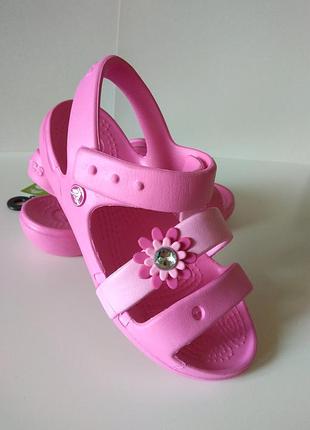Босоножки crocs