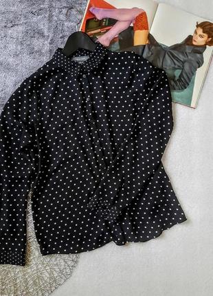 Базовая женская блуза в горошек классический стиль.