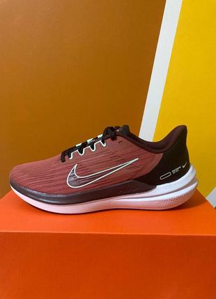 Кросівки жіночі nike zoom winflo 9