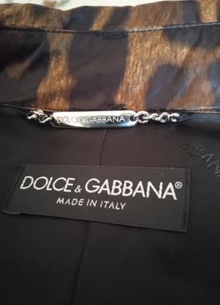 Жіноча куртка dolce&amp;gabbana.4 фото