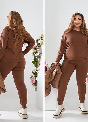 Жіночі спортивні костюми6 фото
