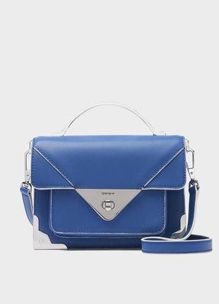 Сумка кроссбоди кожаная dkny jaxone flap crossbody bag r82ew485 оригинал2 фото