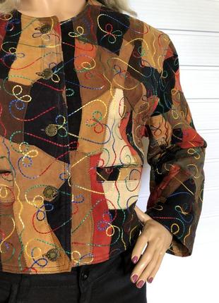 Винтажная дизайнерская замшевая куртка вышита шелком.2 фото