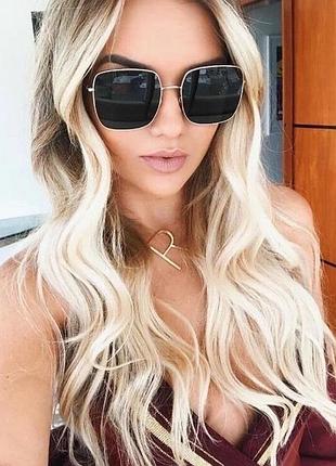 Очки солнцезащитные стильные женские имиджевые