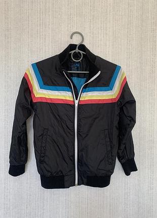 Куртка, ветровка