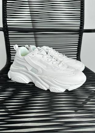 Білі кросівки8 фото