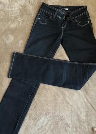 Темно-синие прямые джинсы3 фото