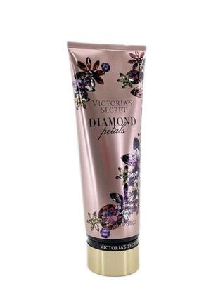 Victoria secret diamond petals 236 ml парфюмированный лосьон для тела парфюмированный лосьон для тела