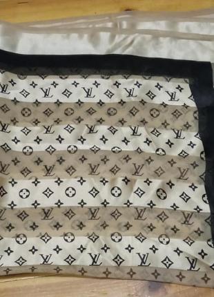 Louis vuitton хустка.