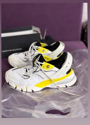 Кроссовки кеды