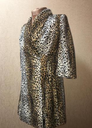 Пальто в леопардовой расцветке1 фото