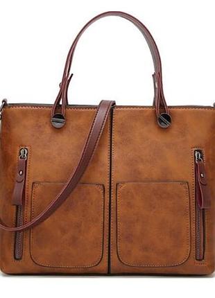 Жіноча велика стильна сумка месенджер з еко шкіри з ременем на плече