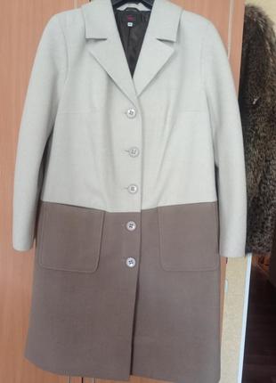 Женское демисезонное пальто1 фото