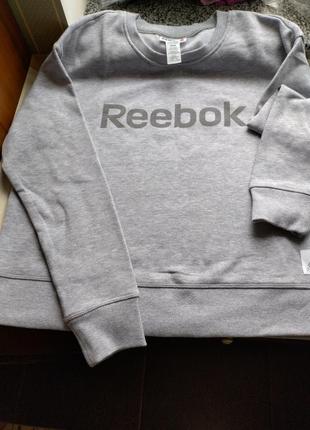 Новый женский свитшот с начесом фирмы reebok размер м9 фото