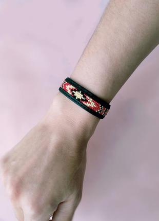 Жіночий шкіряний браслет з вишивкою ′ukpatt′