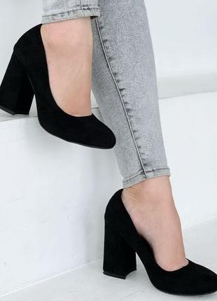Чорні замшеві туфлі на товстому каблуку із еко-замші, 36-41р