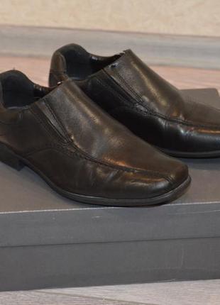 Класичні шкіряні туфлі на хлопчика m&s р.33 в ідеалі4 фото