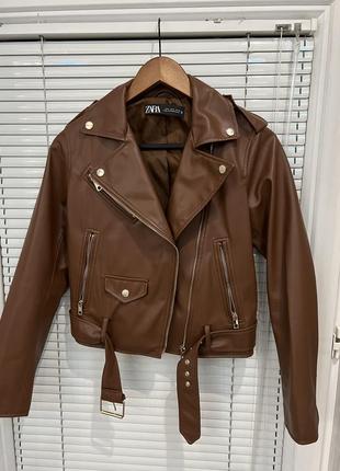 Косуха куртка zara