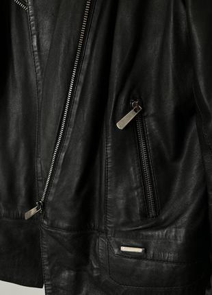 Черная кожаная куртка4 фото