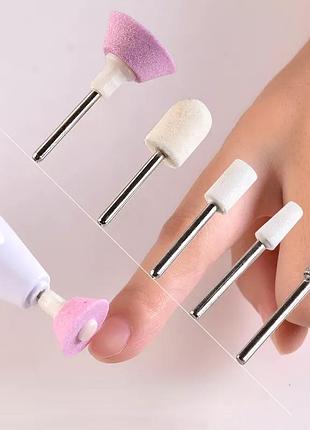 Фрезер ручка и 5 насадок для ногтей на батарейках, портативный аппарат для маникюра и педикюра,фреза,дрель для манікюру та педикюру9 фото