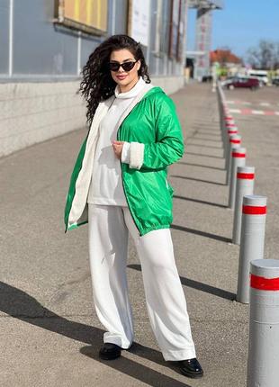 Куртка жіноча