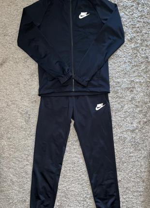 Спортивний костюм nike sportswear, оригінал, розмір s