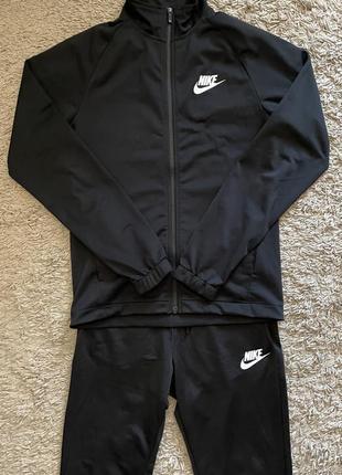 Спортивний костюм nike sportswear, оригінал, розмір s3 фото