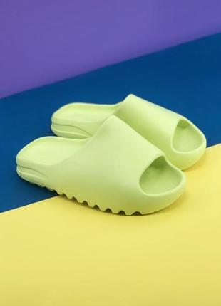 Шлепанцы мужские adidas yeezy slide lime7 фото