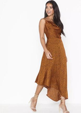 Платье миди