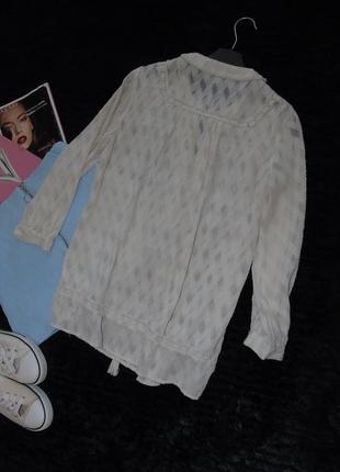 Бежевая блузочка с плетением шнуровкой2 фото